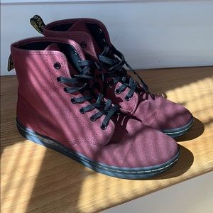 Dr martens women’s  burgundy combat boots